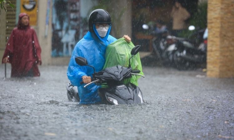 bao duong xe mua mua bao xe chet may do ngap nuoc dich vu cuu ho xe may sua xe luu dong cuu ho xe may