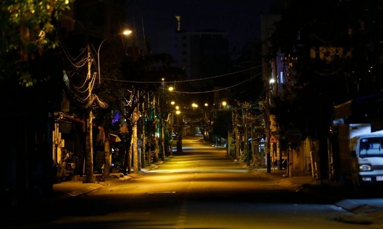 cuu ho xe may sua xe luu dong dich vu cuu ho xe may thach sanh khoi dong xe xang luu dong sua khoa luu dong thay vo ruot xe sua xe tan noi sua xe 2424 bao duong xe kiem tra xe